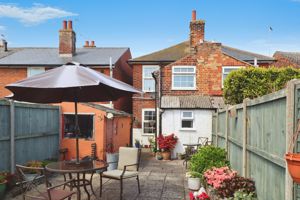 NEW STREET- click for photo gallery